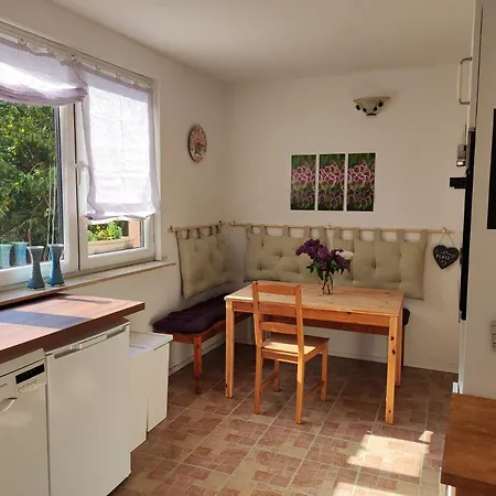 Storchennest Mit Eigenem Hof, Spielwiese Und Terrasse Nauen