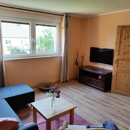 Storchennest Mit Eigenem Hof, Spielwiese Und Terrasse