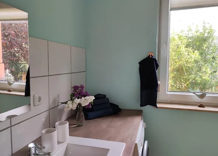 Storchennest Mit Eigenem Hof, Spielwiese Und Terrasse * ناون