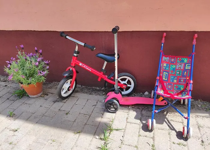 Storchennest Mit Eigenem Hof, Spielwiese Und Terrasse