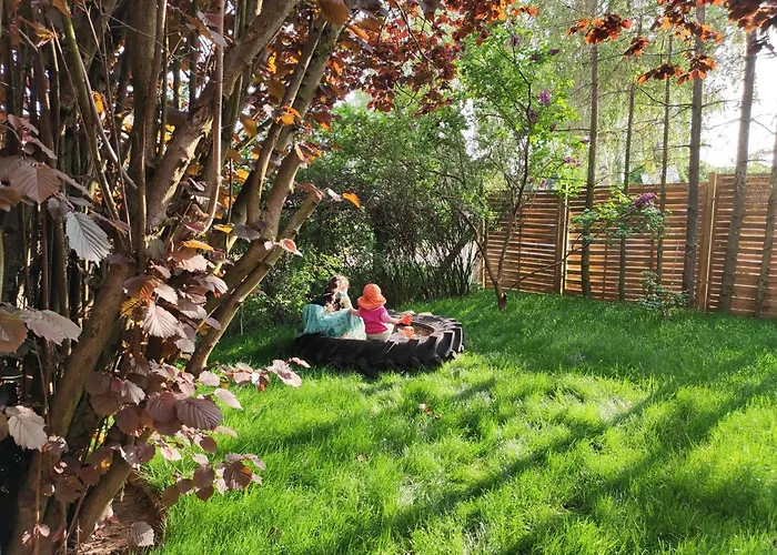 Storchennest Mit Eigenem Hof, Spielwiese Und Terrasse